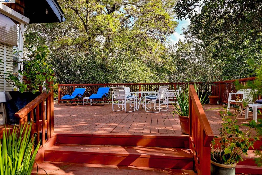 LAFAYETTE HILLS - Residential