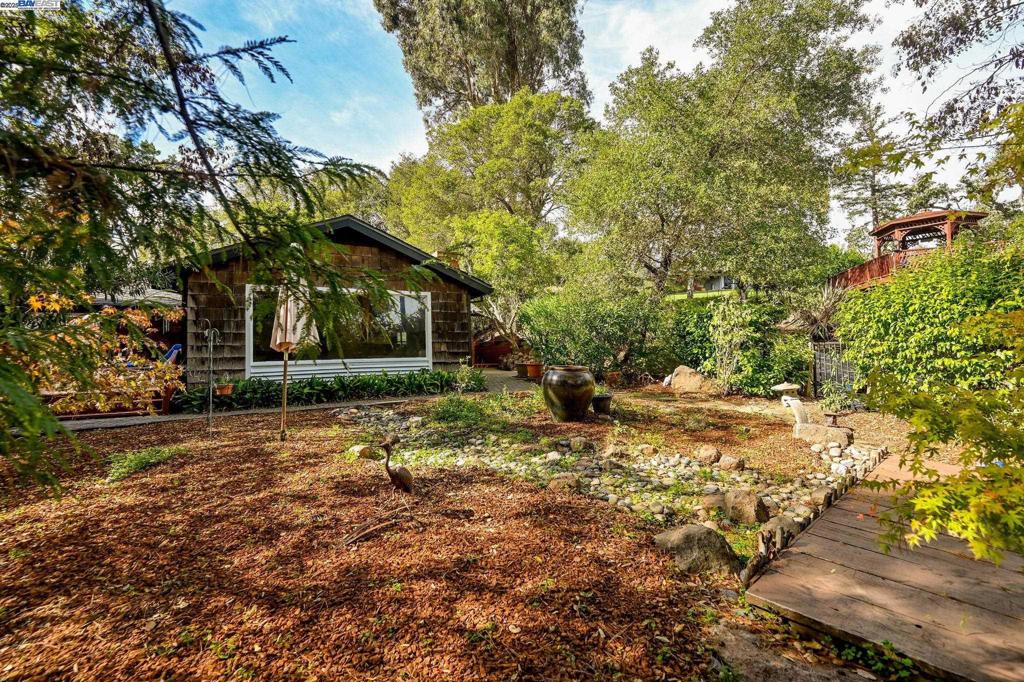 LAFAYETTE HILLS - Residential