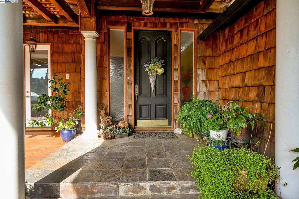 LAFAYETTE HILLS - Residential