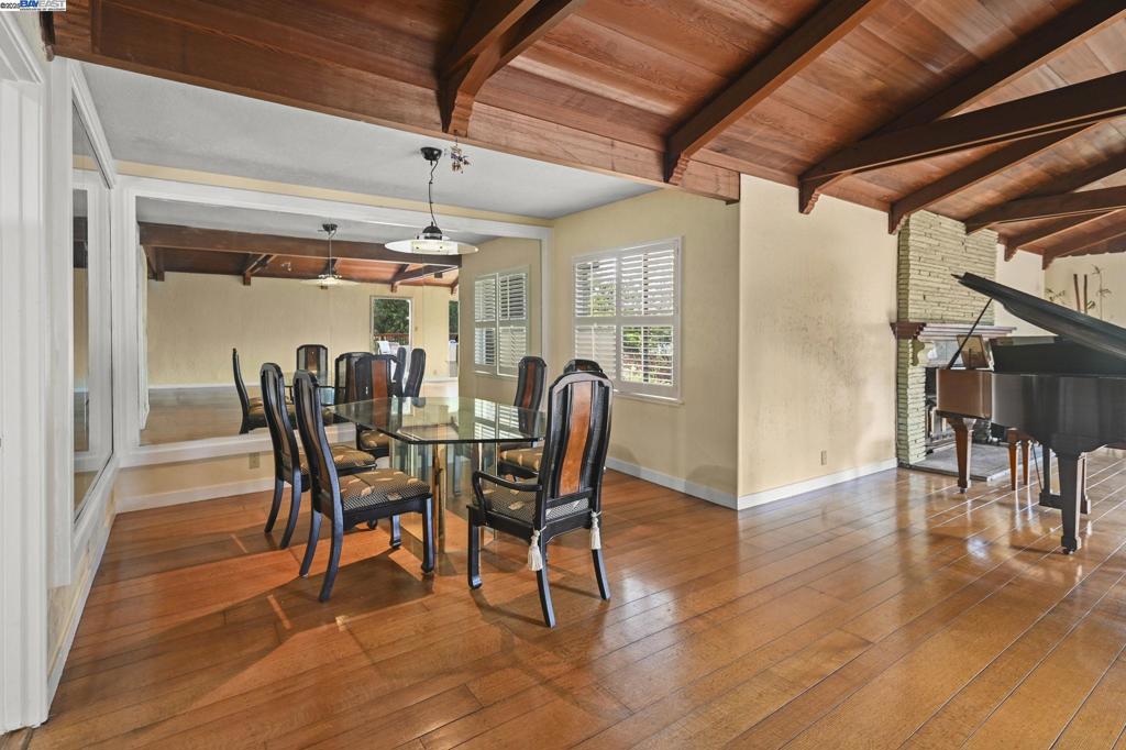 LAFAYETTE HILLS - Residential