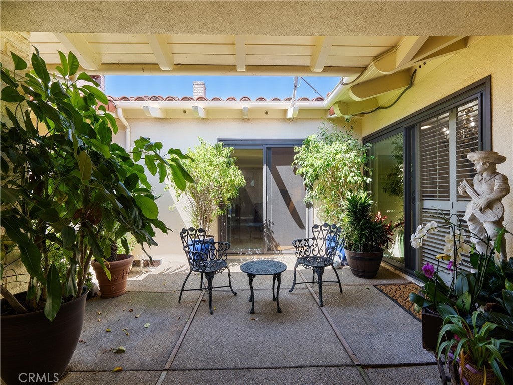 4301 Via Frascati