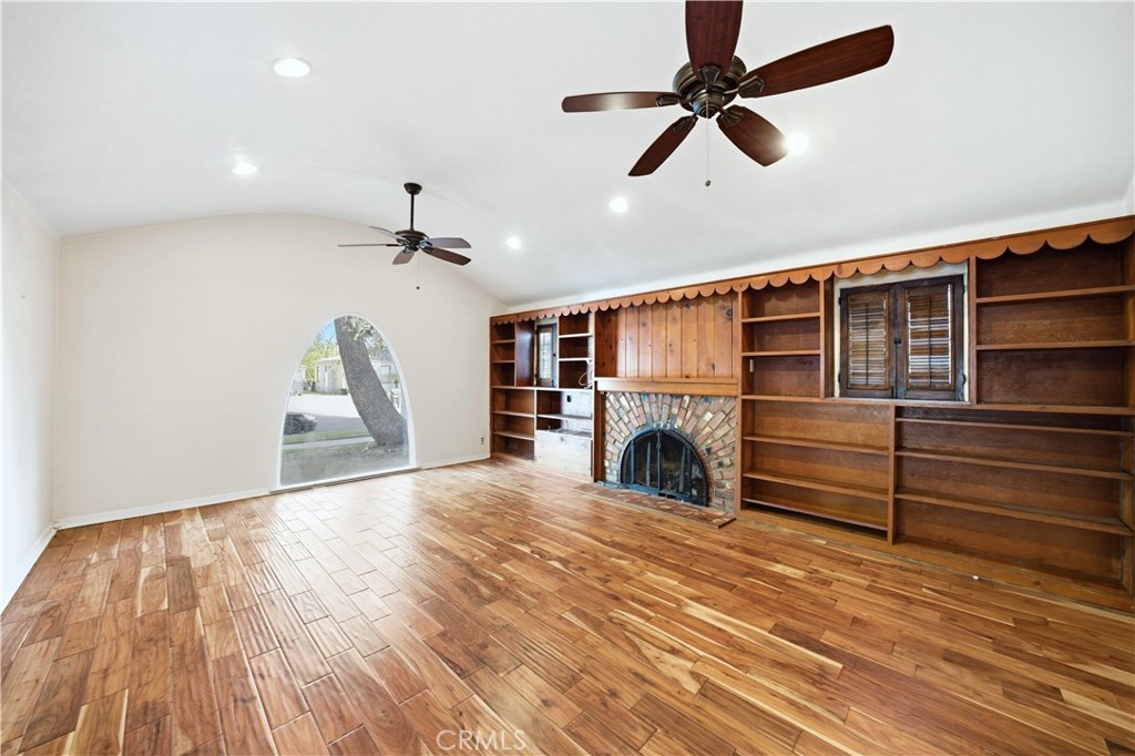 15109 Alburtis Avenue