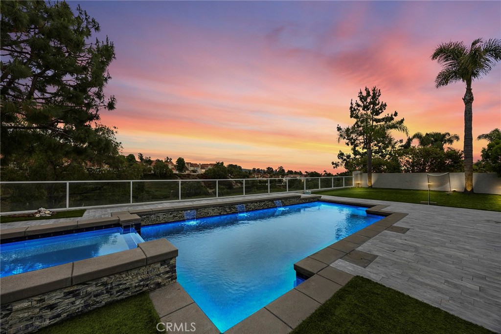 Palisades (LHP) - Residential