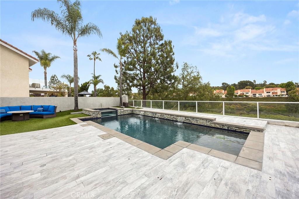 Palisades (LHP) - Residential