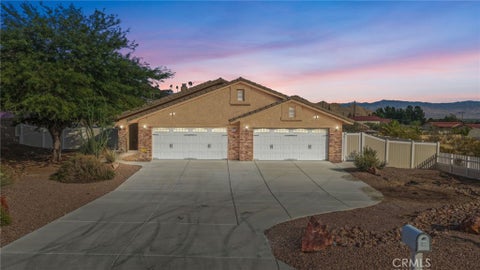 Photo of 16653 Iwa Road, Apple Valley, CA 92307 (MLS # HD26219683)