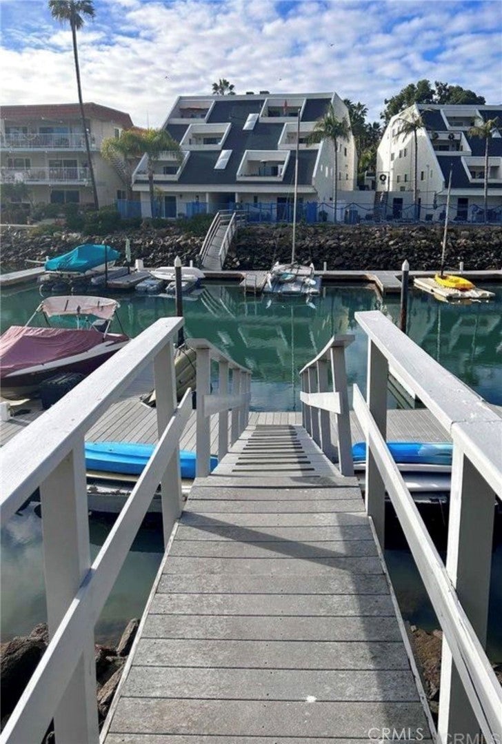 4705 Marina DR