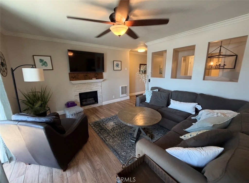 4705 Marina 4