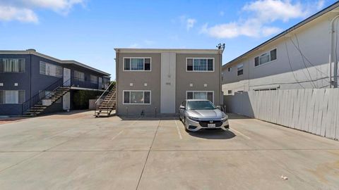 Photo of 1212 AZUSA Street, San Diego, CA 92110 (MLS # PTP2603130)