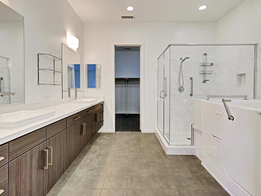 Enclave at Sunrise - Residential