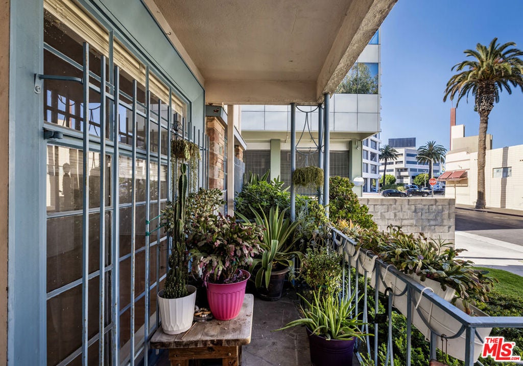 215 S Tower Drive