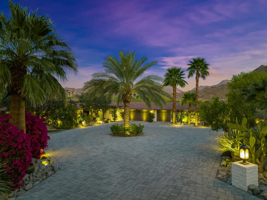 49400 Della Robia Lane