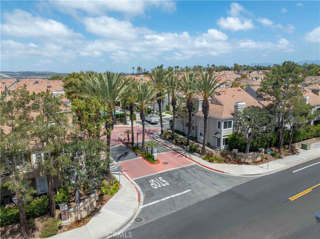 25141 La Jolla Way F