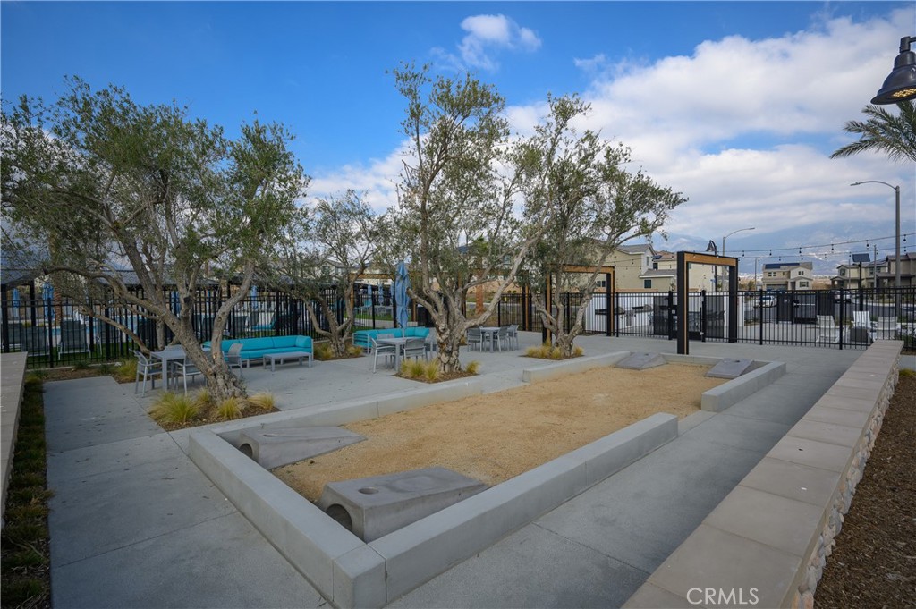 544 Bridgeport Drive