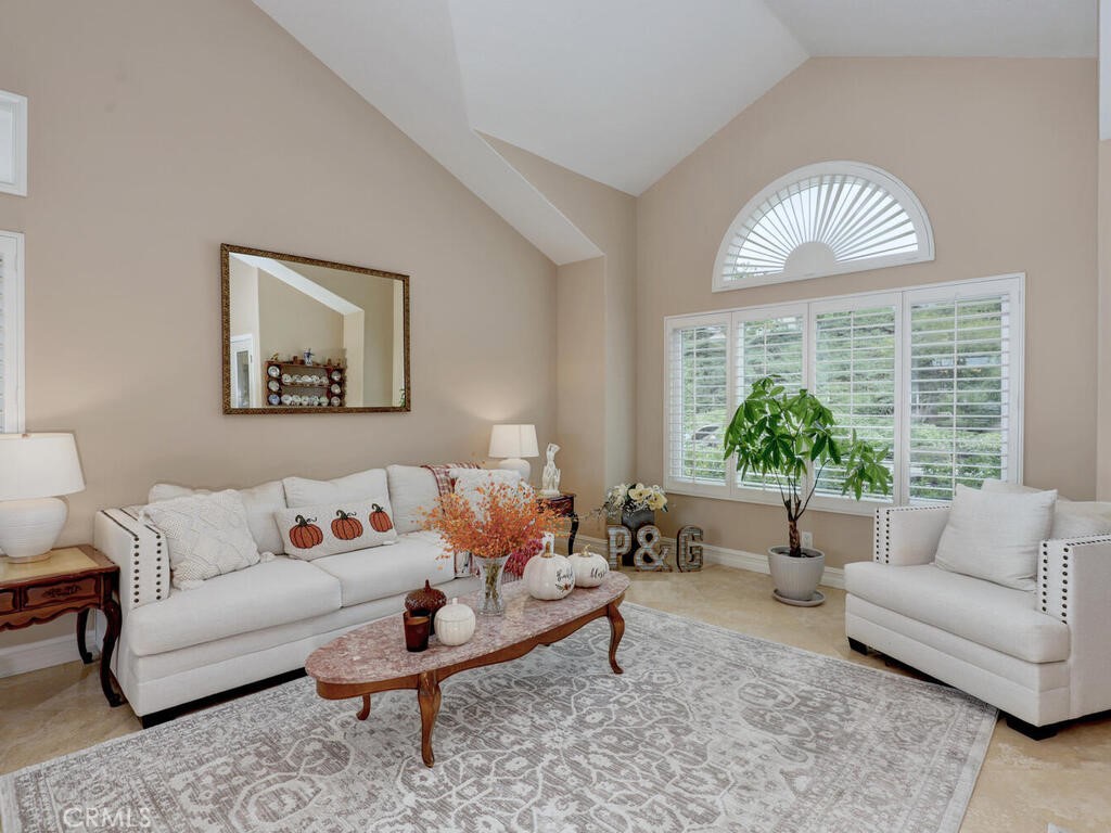 22121 Cherrywood