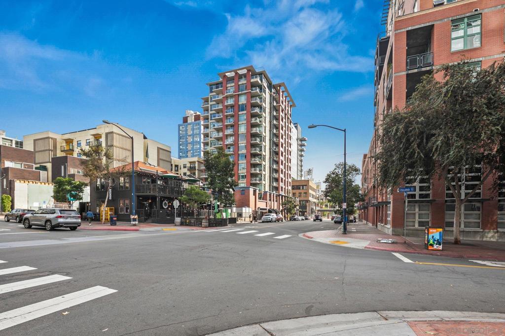 Downtown - Residential Lease