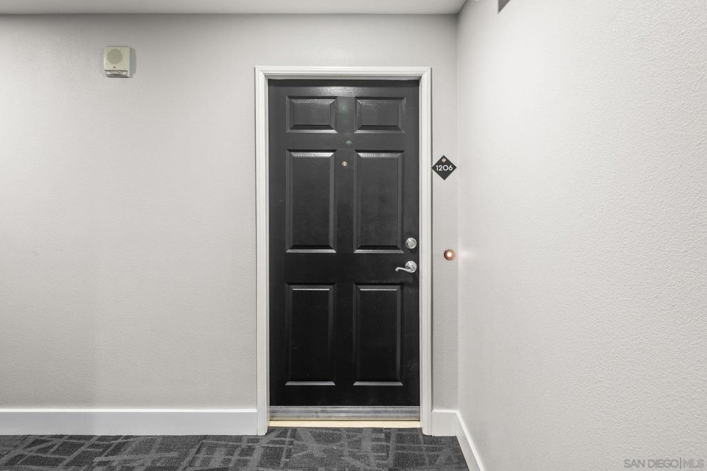 Downtown - Residential Lease