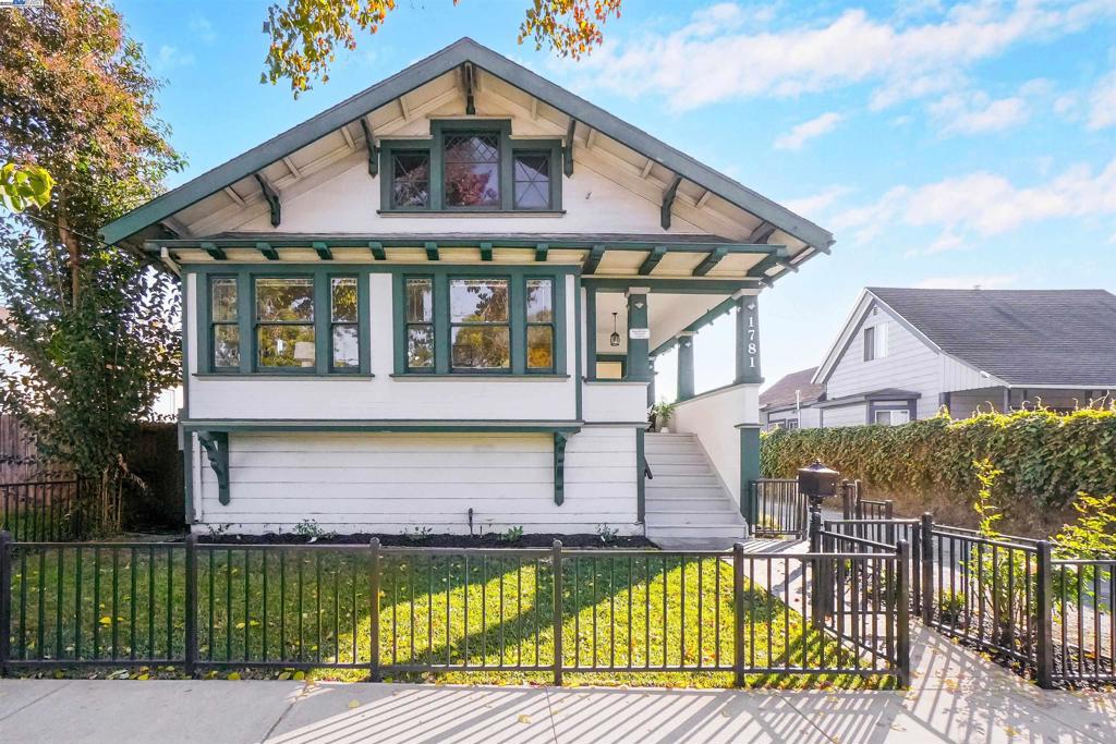 UPPER B STREET - Residential