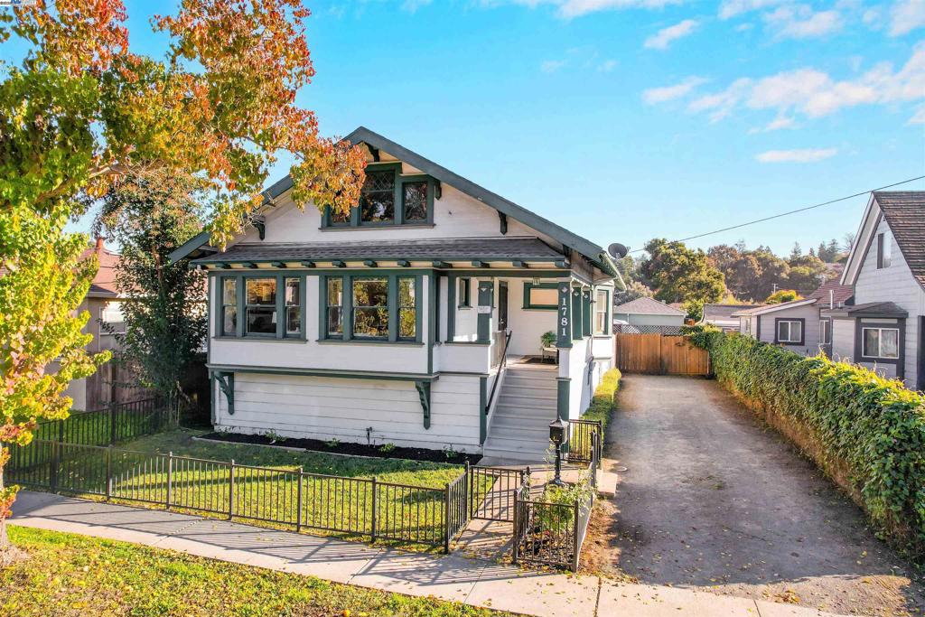 UPPER B STREET - Residential