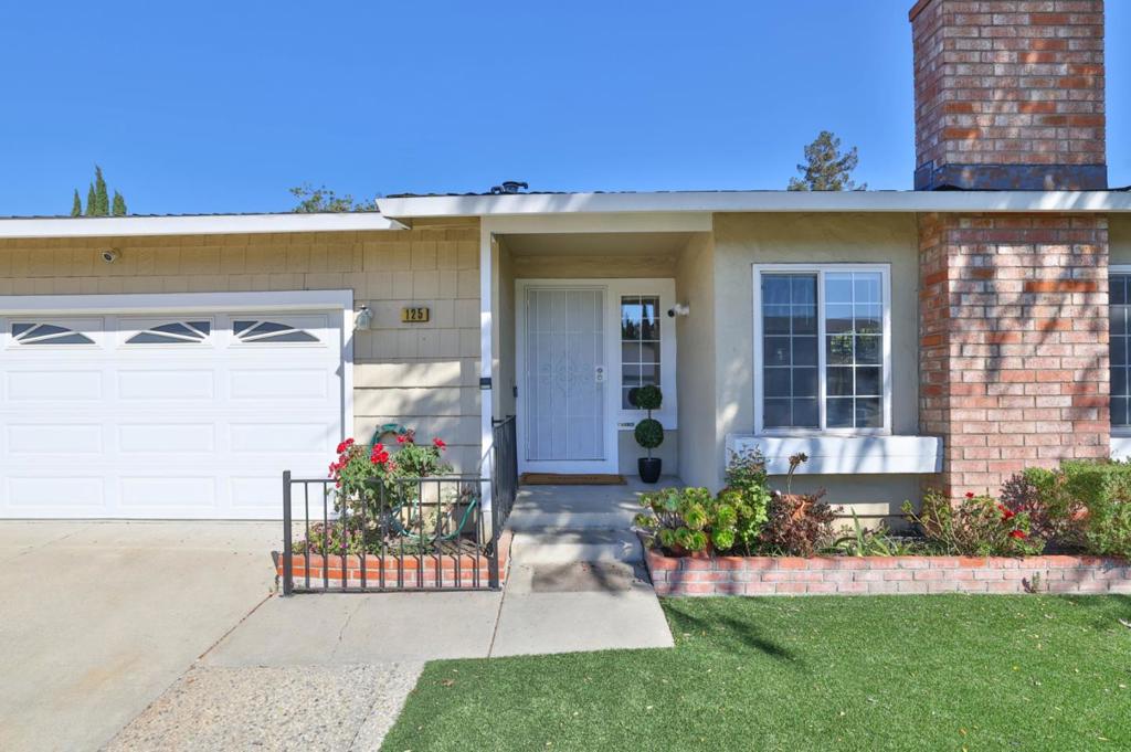 125 Sugar Maple Drive