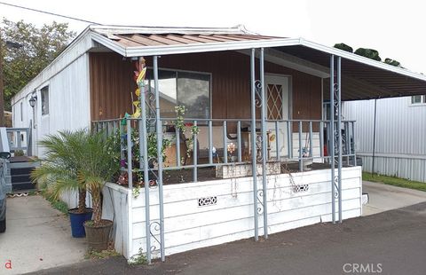 4841 Holly Ave Long Beach CA 90805