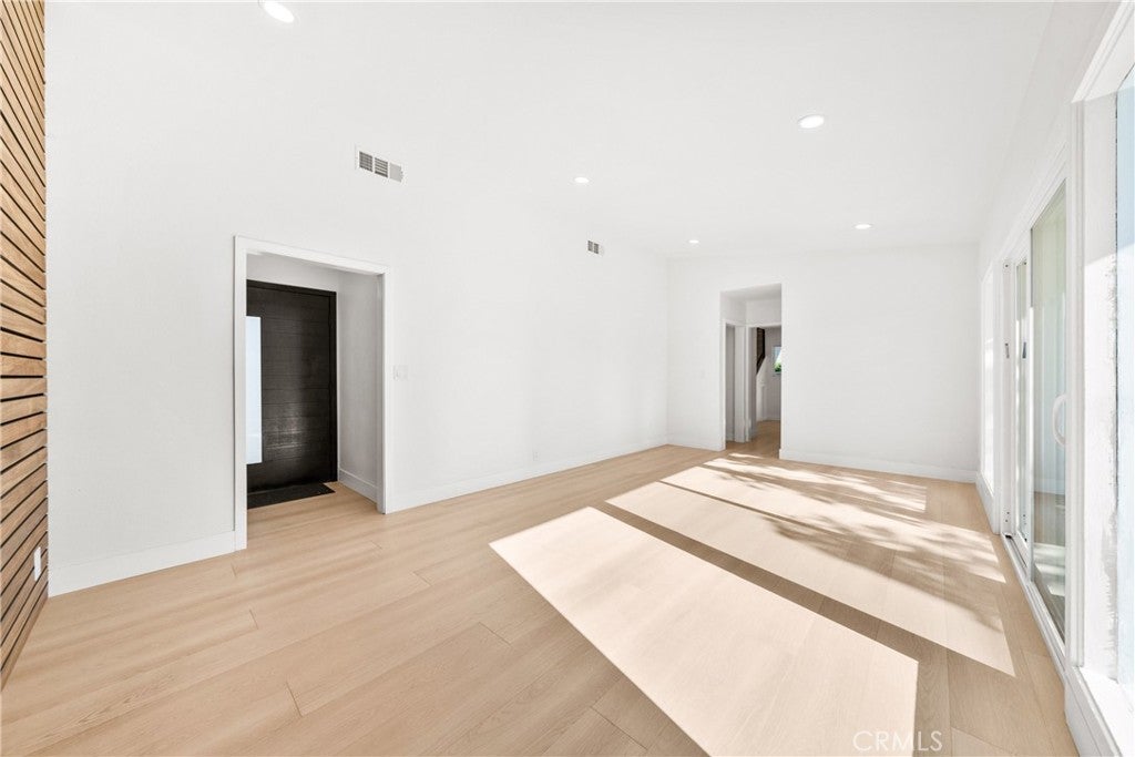 2922 Radnor