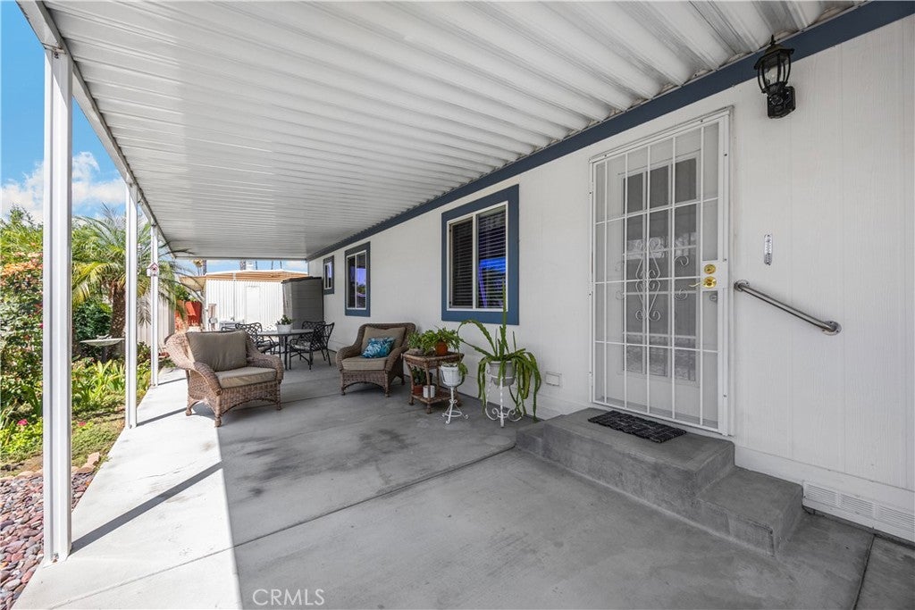 590 San Mateo Circle