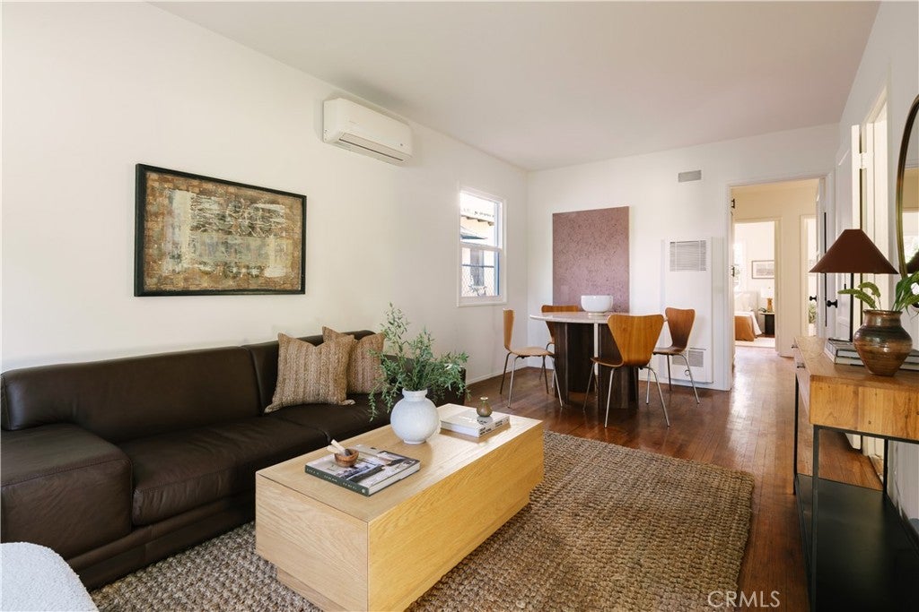 13265 Venice