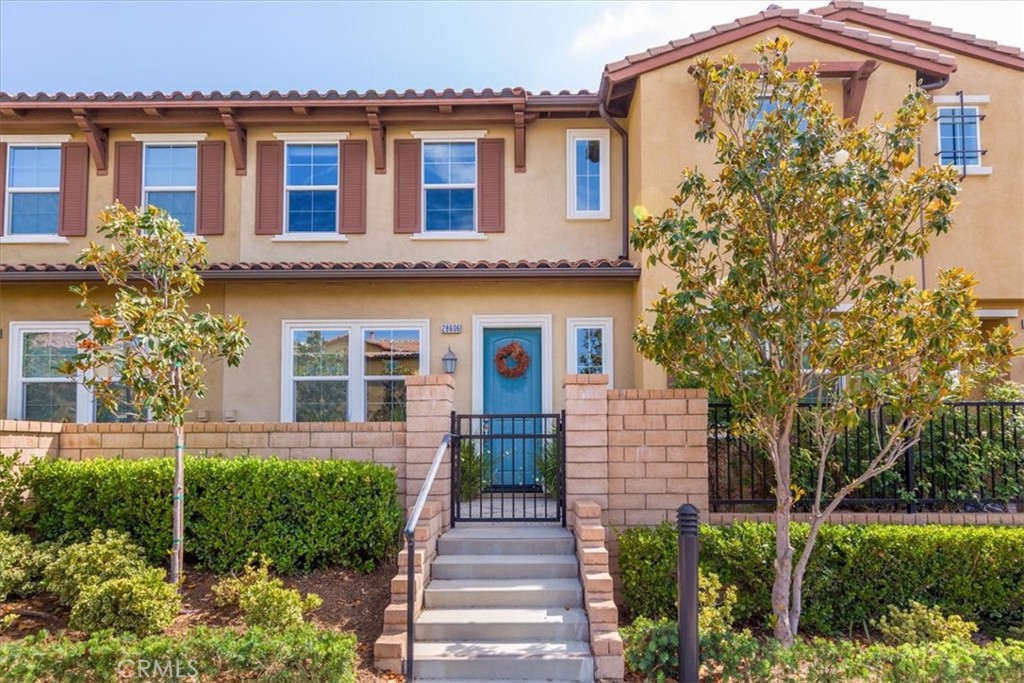Welcome to West Creek Valencia!
Fall in love with this beautifully maintained 3-bedroom, turn-key home nestled in one of Santa Clarita’s most sought-after communities. The open-concept layout seamlessly connects the spacious living and dining areas — ideal for entertaining guests or relaxing with family.
The modern kitchen is a chef’s delight, featuring Quartz countertops, stainless steel appliances, and a personal wine fridge — the perfect touch for hosting or unwinding at the end of the day.
Enjoy year-round outdoor living on the charming front porch, perfect for BBQing and relaxing in the fresh air.
Enhancing your entertainment experience is a built-in 2-zone surround sound system — enjoy a movie in the living room while streaming music in the primary suite at the same time!
The primary bedroom is a true retreat, complete with an ensuite bathroom, dual vanities, walk-in closet, and a decorative tile accent wall that adds a touch of luxury.
Enjoy the convenience of an upstairs laundry room equipped with GE Profile Smart Oversized Front Load Washer and Dryer, a smart Nest thermostat, and thoughtful finishes throughout.
The home also features a full-size 2-car garage with ample storage space, giving you room for both vehicles and all your extras.
As part of the West Creek community, you’ll have access to three resort-style pools, a clubhouse, sports courts, playgrounds, and scenic bike and hiking trails. Located just steps from Rio Norte Junior High, West Creek Park, and nearby shopping centers. Only minutes from Valencia High School and West Creek Academy, with convenient access to the Santa Clarita Paseos trail system.
This home blends style, comfort, and convenience — don’t miss your chance to make it yours!