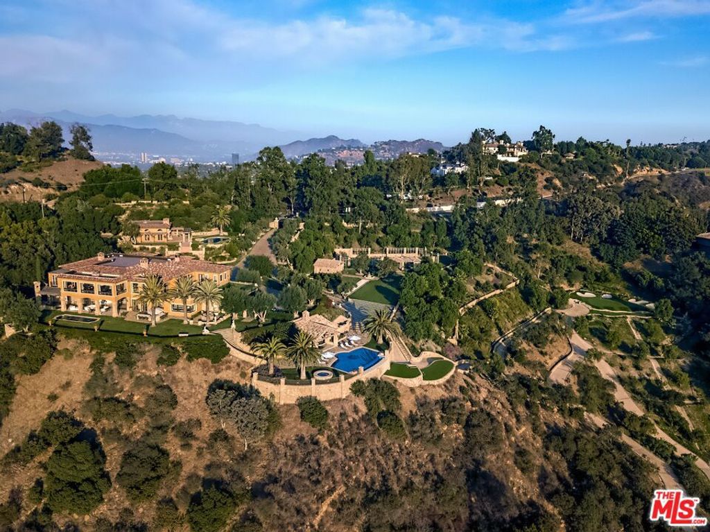 Photo of 12300 Mulholland Dr, Beverly Hills, CA 90210 (MLS # 26667213)