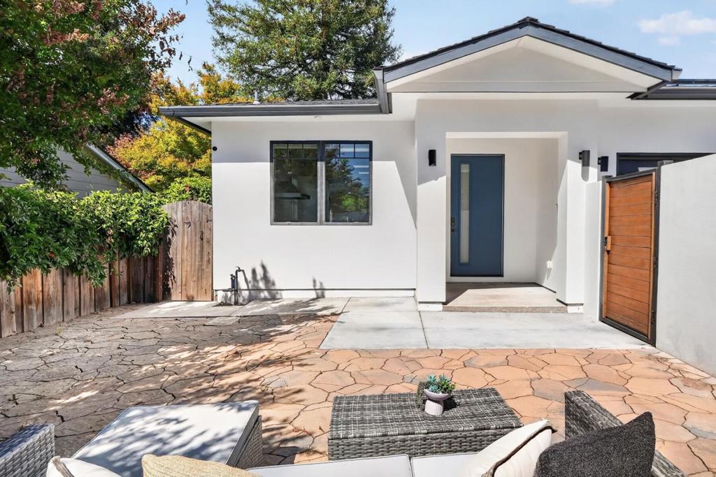 Photo of 3749 Florence Street, Redwood City, CA 94063 (MLS # ML82057640)