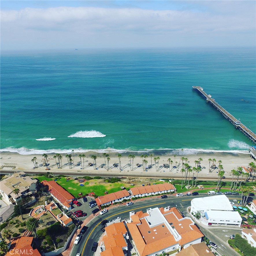 518 Avenida Victoria A