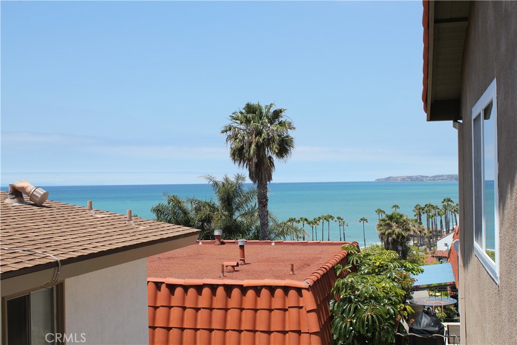 518 Avenida Victoria A