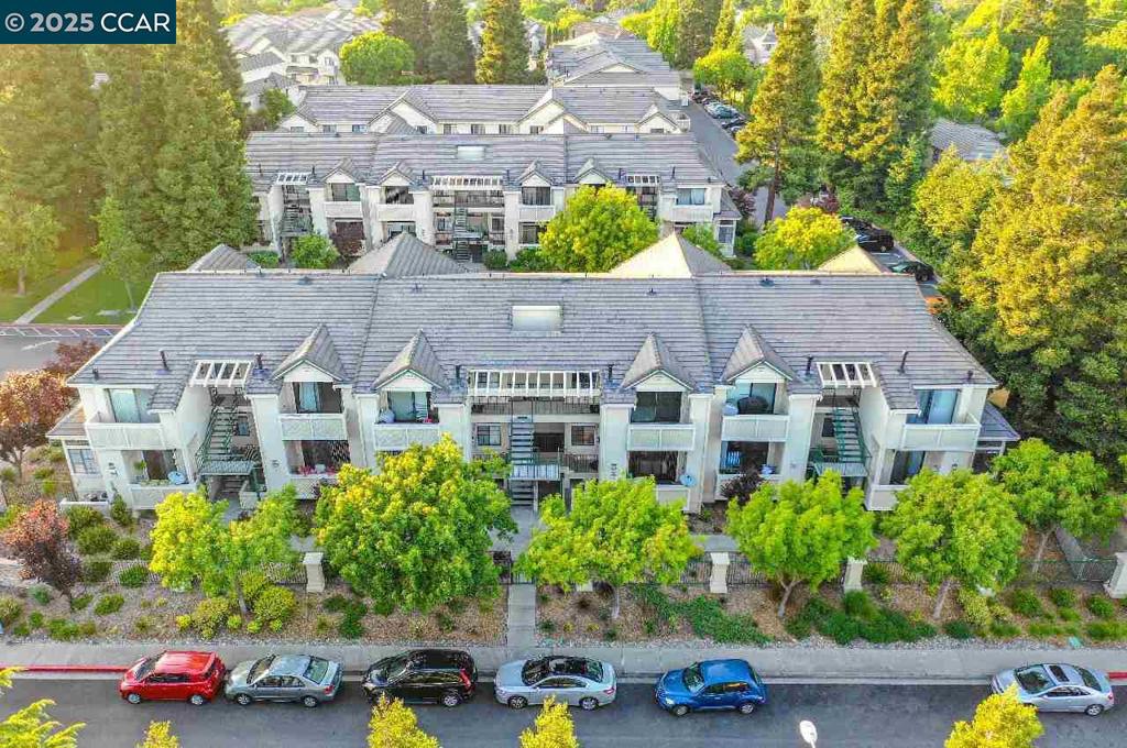 FOSTORIA TERRACE - Residential