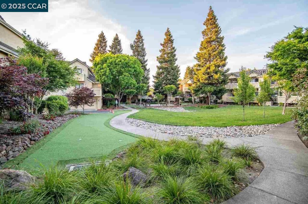 FOSTORIA TERRACE - Residential