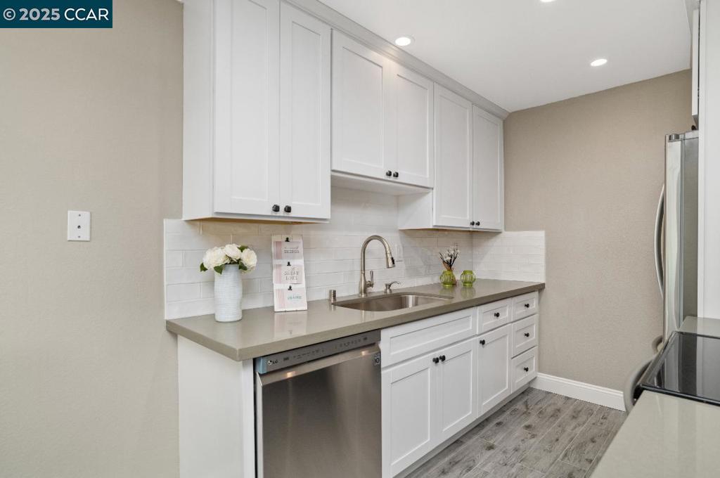 FOSTORIA TERRACE - Residential