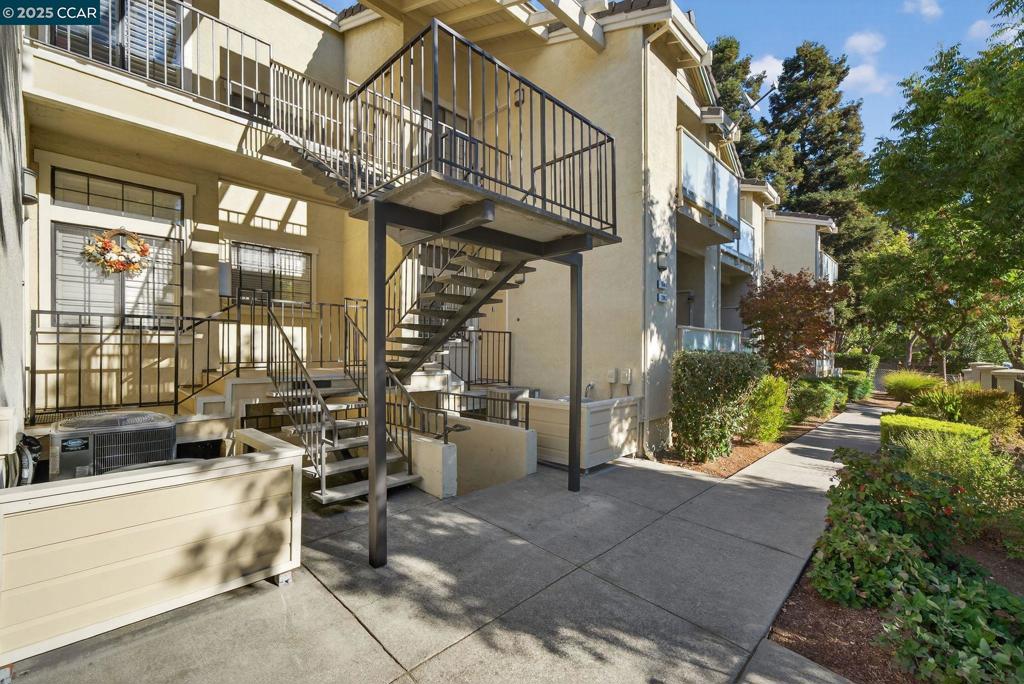 FOSTORIA TERRACE - Residential