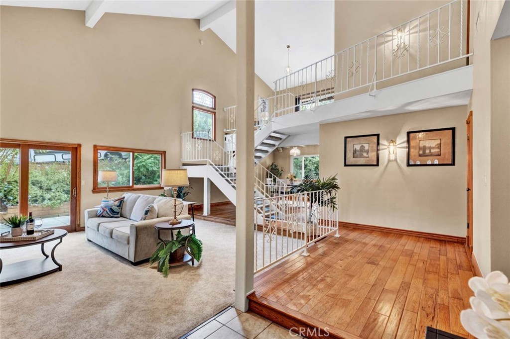 19072 Lamplight Lane
