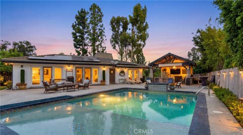 Photo of 520 W Hermosa DR, Fullerton, CA 92835 (MLS # DW26098781)