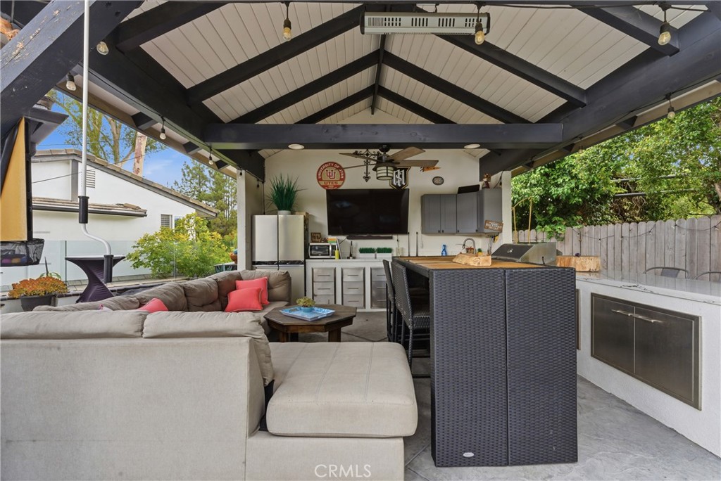 520 W Hermosa