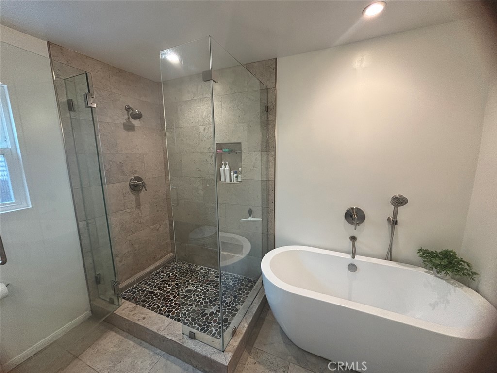 Los Altos/South of Fwy (LSF) - Residential Lease