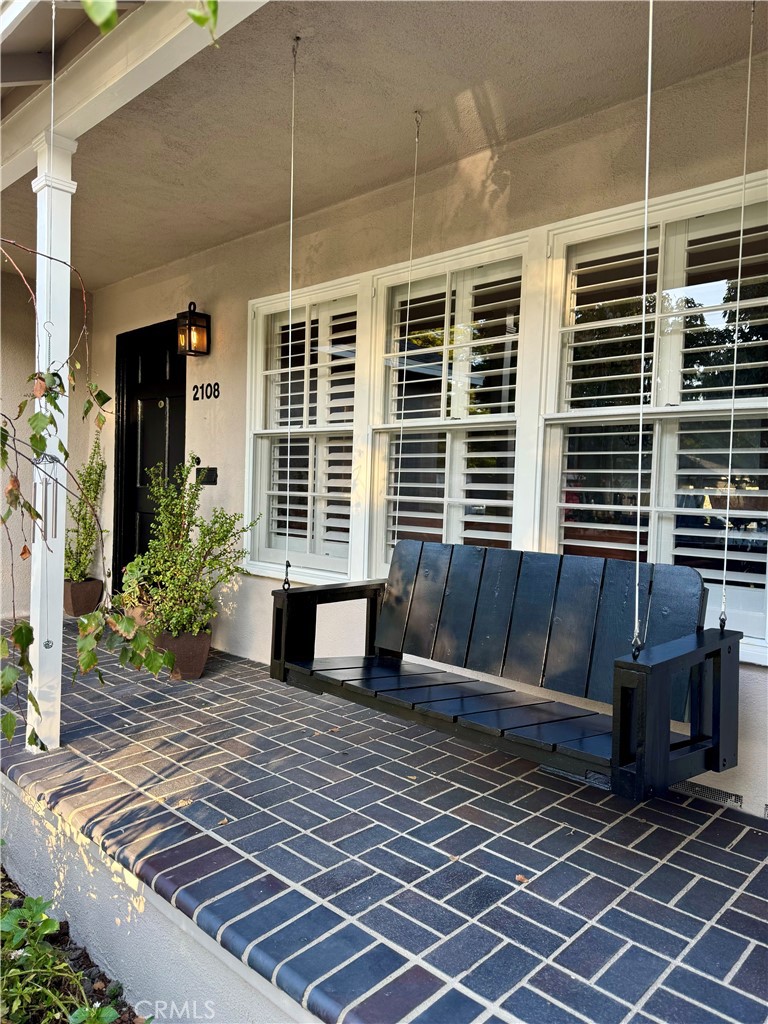 Los Altos/South of Fwy (LSF) - Residential Lease