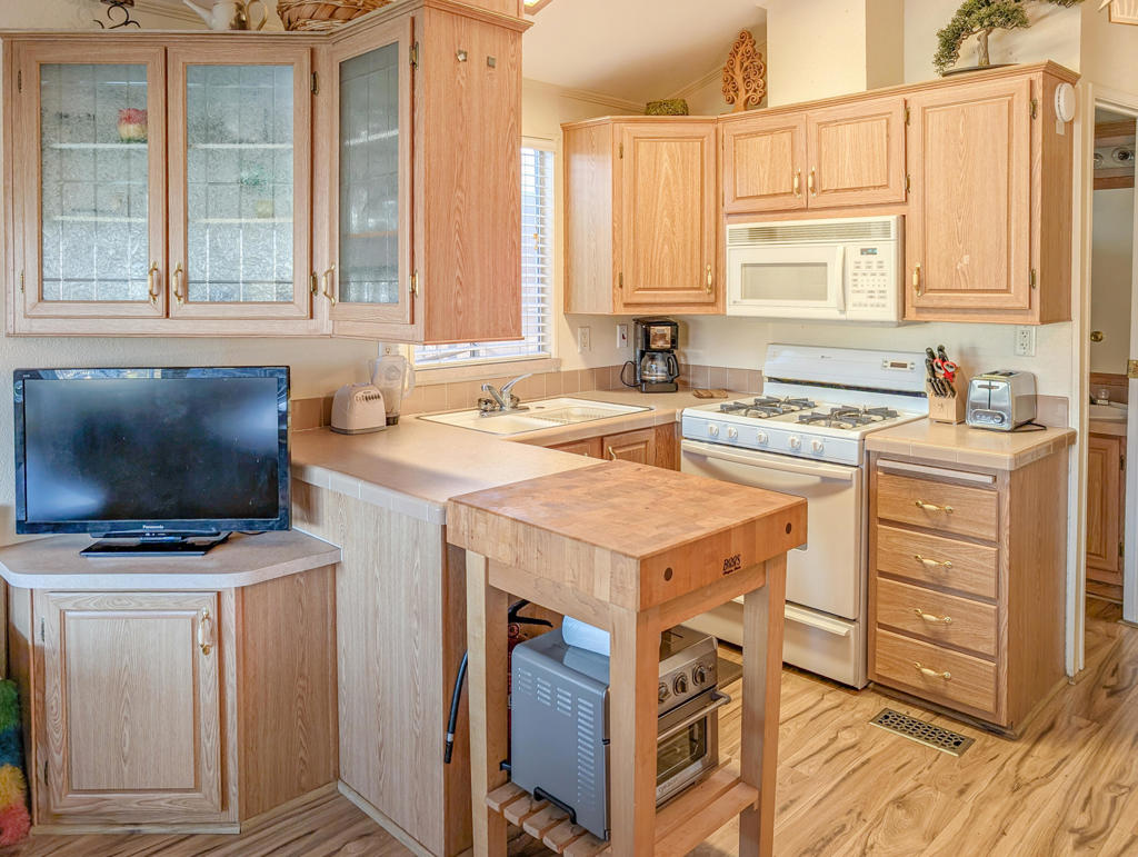 Not Applicable-1 - Manufactured In Park