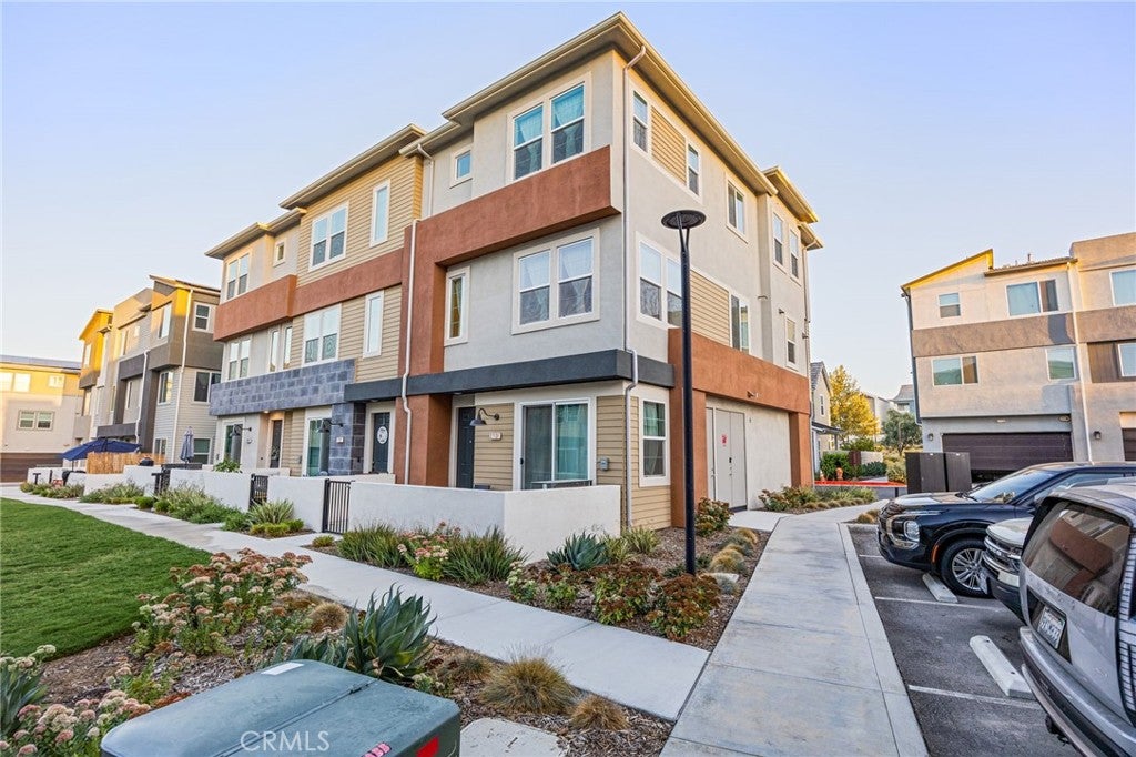 27131 Observation Court