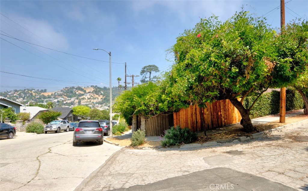 541 E Avenue 39