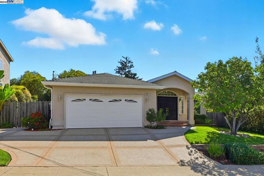 Photo of 124 Linmore Dr Dr, Fremont, CA 94539 (MLS # 41114084)