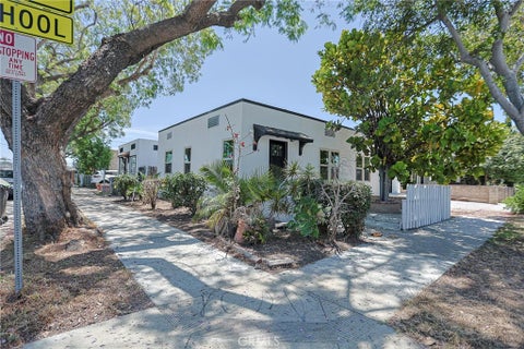 Photo of 401 S Garnsey ST, Santa Ana, CA 92701 (MLS # OC26150126)