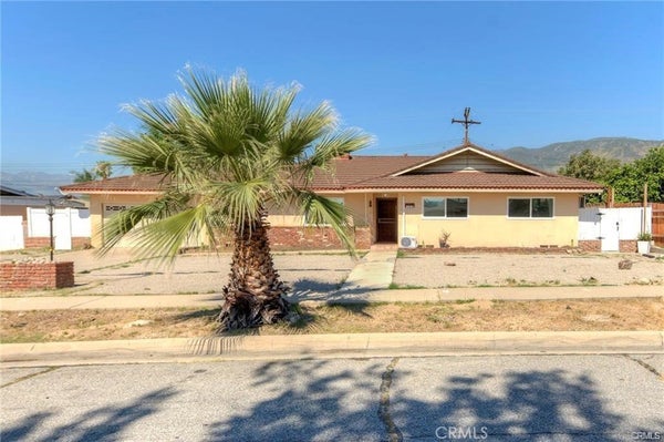 184 PALMYRA DR, SAN BERNARDINO, CA 92404 - Image adf84e1bbd5bfb870cf43ca7719c51bb/4100917401