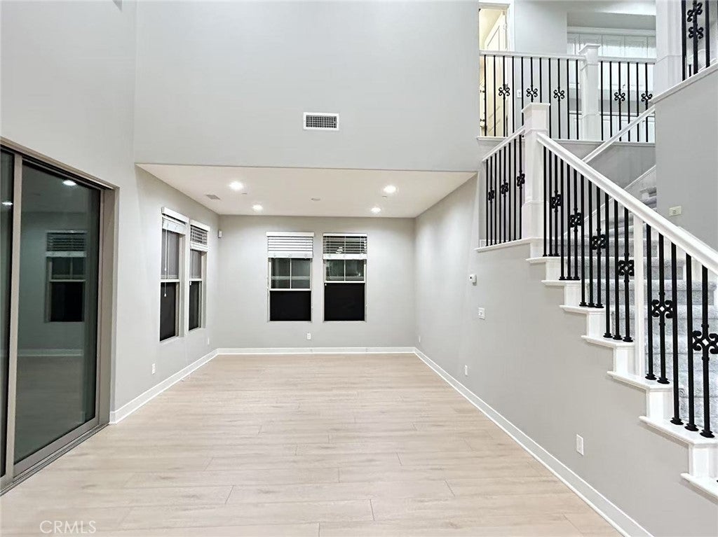 Properties 2 73 Dunmore