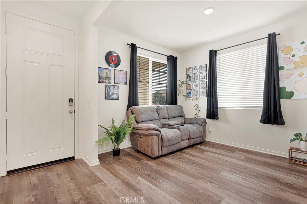 1503 Noblewood