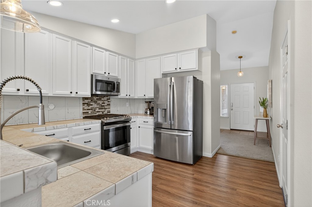 9027 Cascada Road